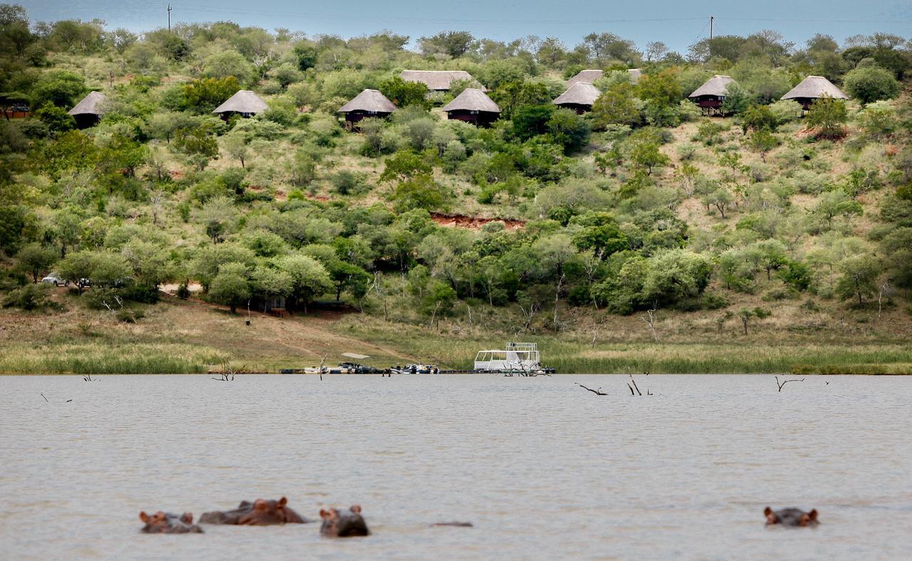 Nkwazi Lake Lodge Pongola Eksteriør billede